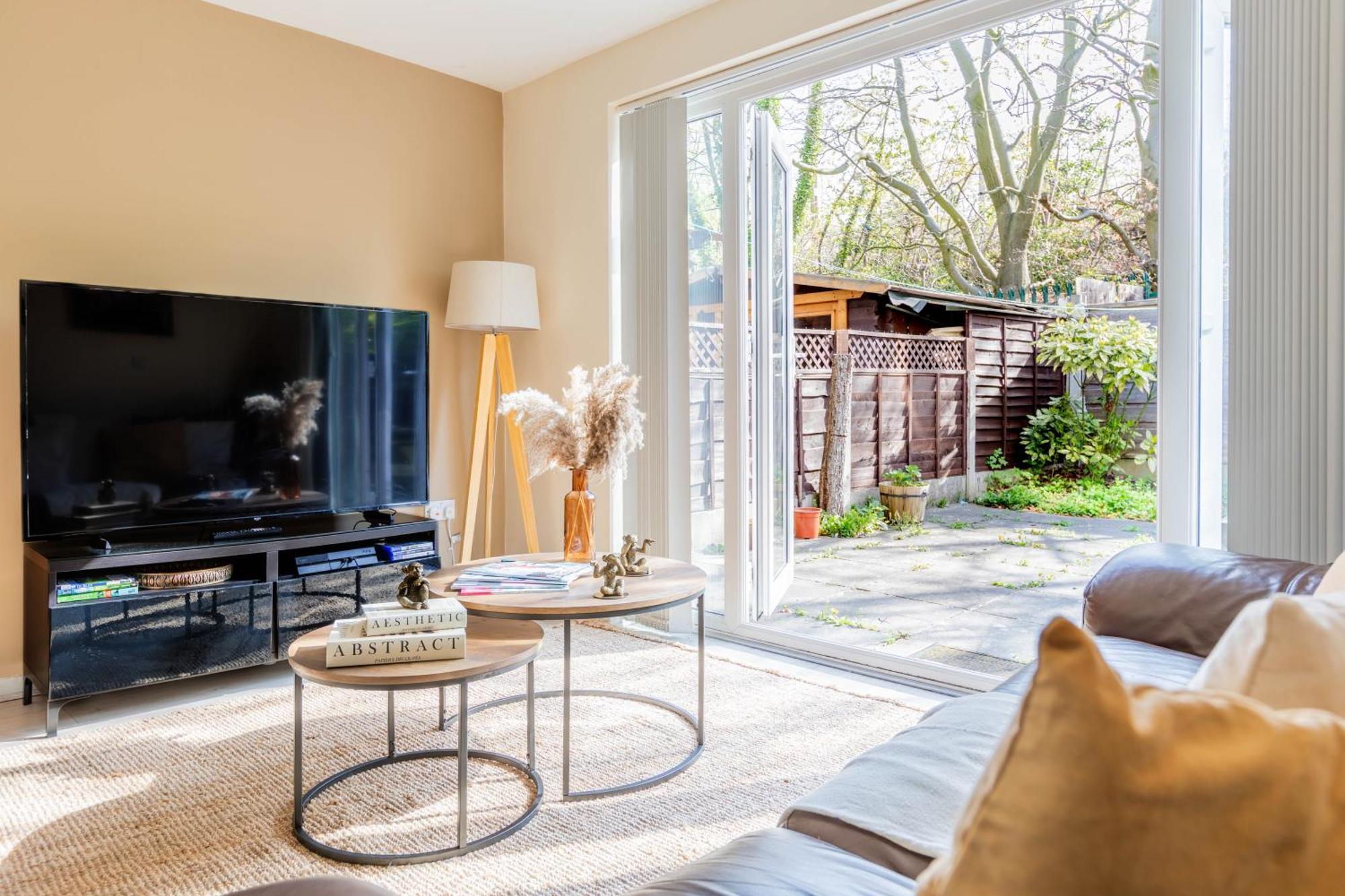 Casa de férias Forest View- Oasis Mural -didsbury Zen Sleeps 10