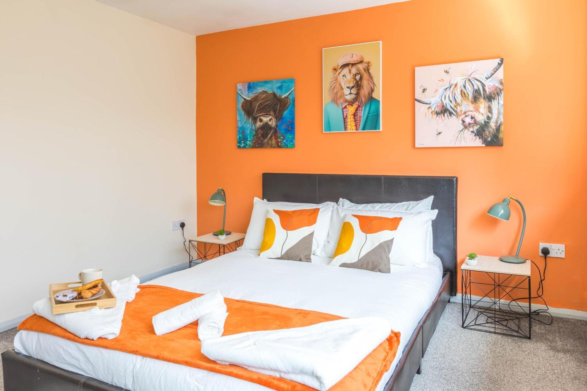 Forest View- Oasis Mural -didsbury Zen Sleeps 10 *